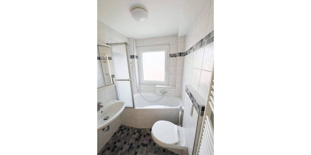 Mehrfamilienhaus, Wohnhaus Kaufungen Oberkaufungen - 7 Zimmer, 169 m&sup2;, 350.000&euro; | Angebot:26833778