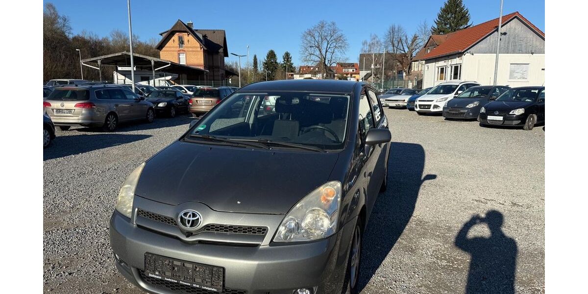 Toyota Corolla Verso 231.000 km 2.999 &euro; Mörlenbach 69509