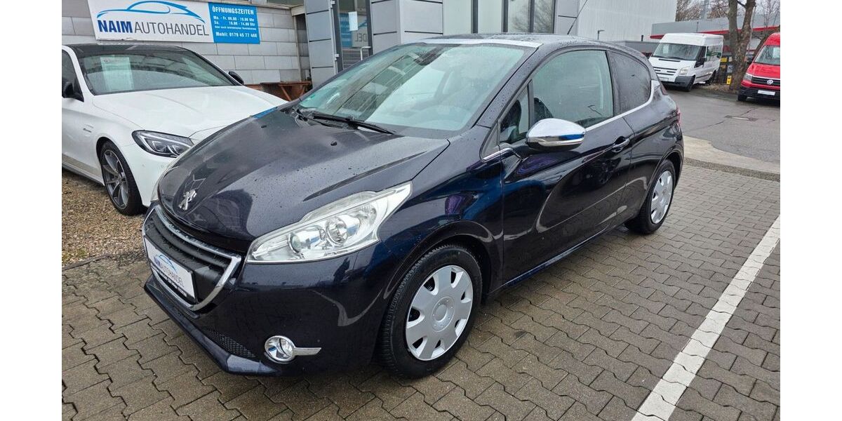 Peugeot 208 96.000 km 6.990 &euro; Reutlingen 72766