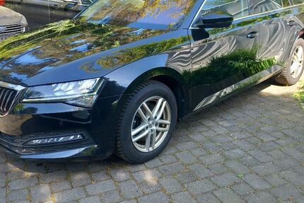 Skoda Superb 146.000 km 18.490 &euro; Leichlingen 42799