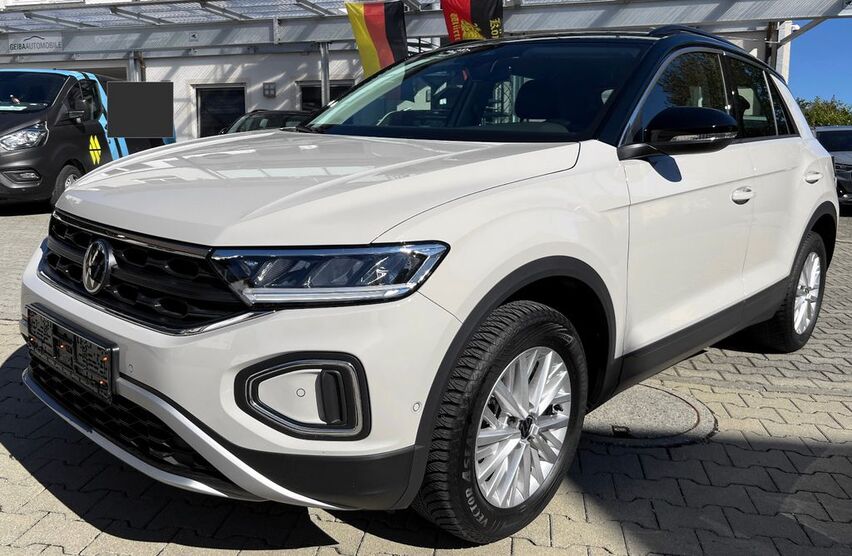 VW T-Roc 8.581 km 24.395 € Ulm 89079