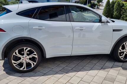 Jaguar E-Pace 91.000 km 23.300 &euro; Zwiesel 94227