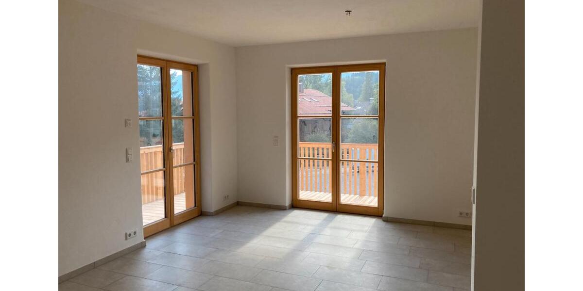 Maisonettenwohnung Bad Wiessee - 3.5 Zimmer, 109 m&sup2;, 2.290&euro; | Angebot:26689374
