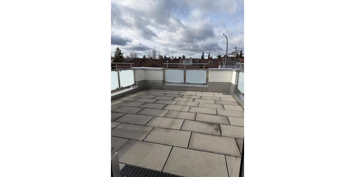 Einfamilienhaus Neubiberg - 3 Zimmer, 125 m&sup2;, 2.050&euro; | Angebot:25881513