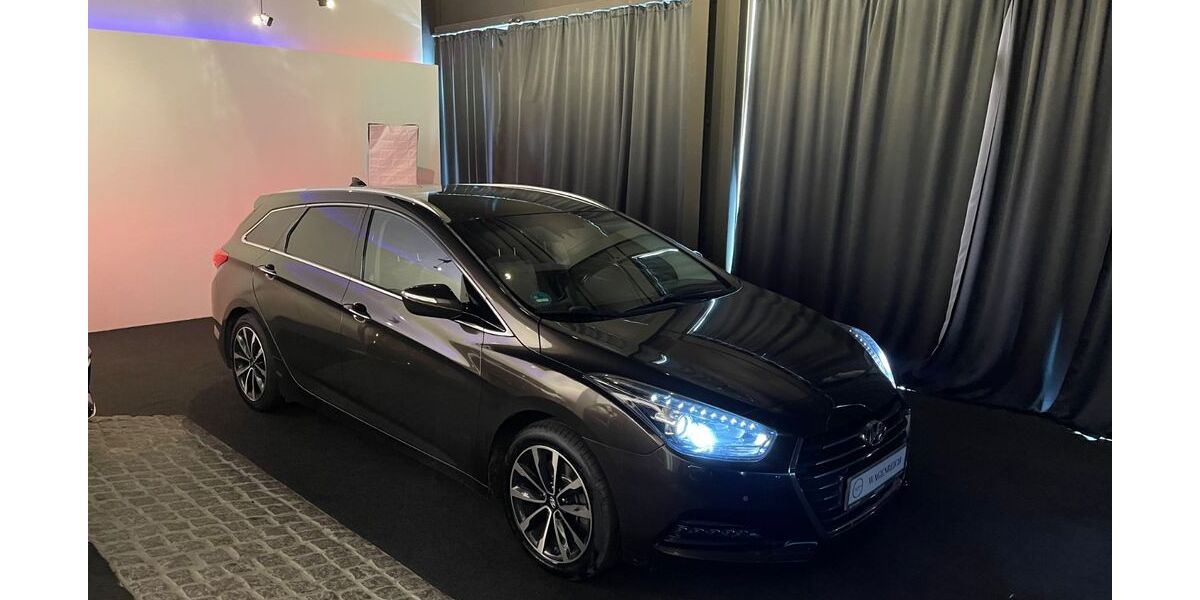 Hyundai i40 126.400 km 11.490 &euro; Schapen 48480