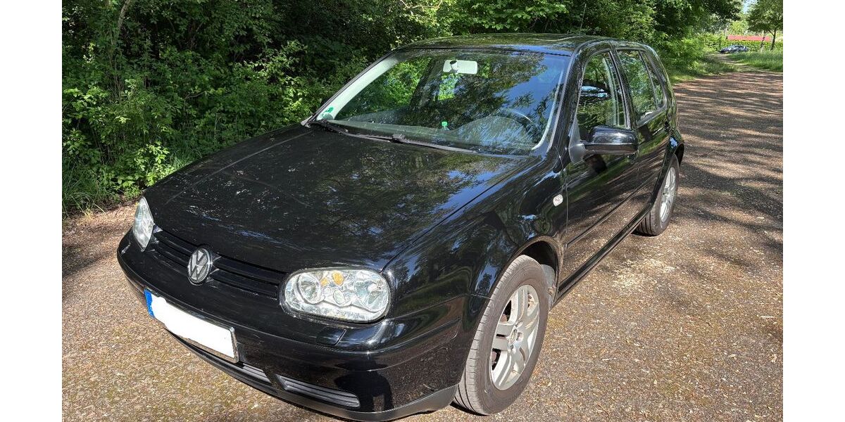 VW Golf 77.792 km 5.800 &euro; Kaiserslautern 67655