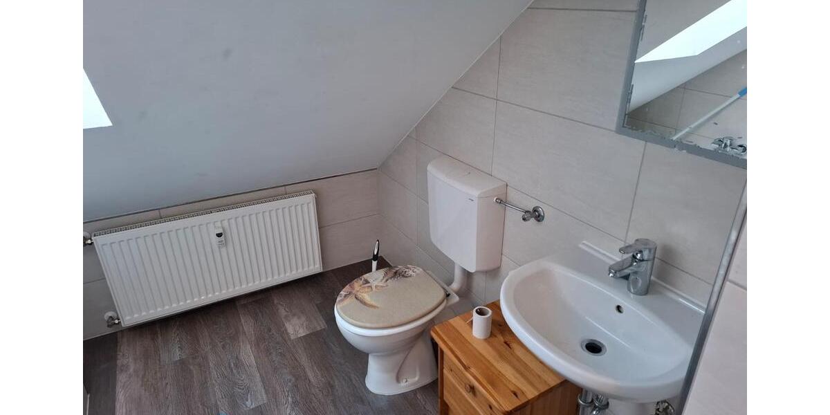 Dachgeschoßwohnung Baunatal - 1 Zimmer, 40 m&sup2;, 400&euro; | Angebot:26064372