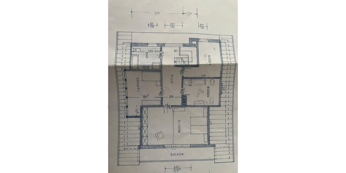 Etagenwohnung Bösel - 5 Zimmer, 175 m&sup2;, 600&euro; | Angebot:26408268