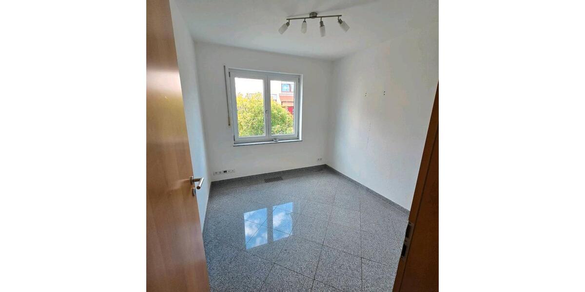 Erdgeschoßwohnung Plüderhausen - 4 Zimmer, 94 m&sup2;, 370.000&euro; | Angebot:26994523