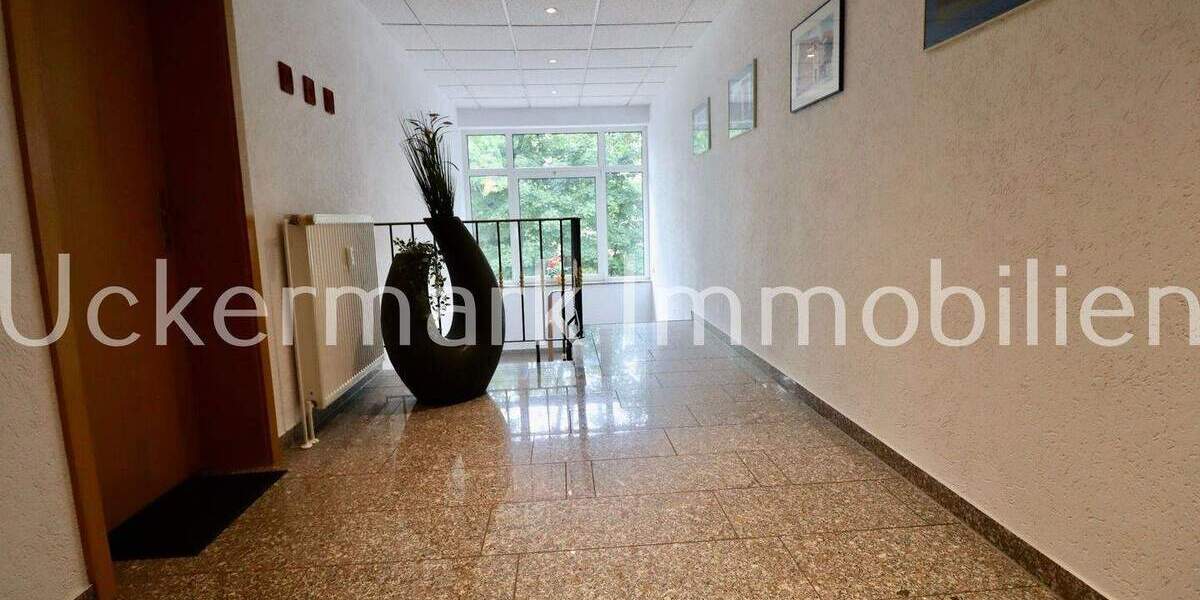 Mehrfamilienhaus, Wohnhaus Neustrelitz - 6 Zimmer, 152 m&sup2;, 699.000&euro; | Angebot:25851551