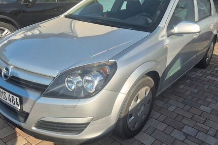 Opel Astra 87.000 km 2.950 &euro; Meinhard 37276