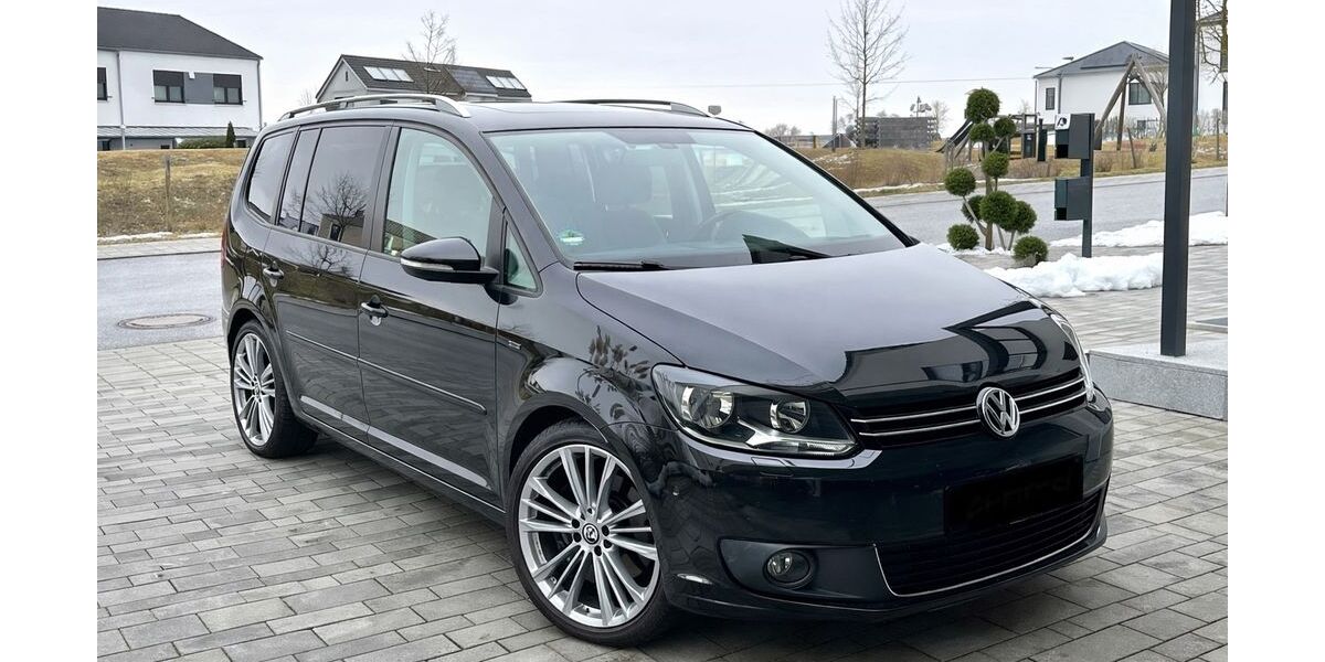 VW Touran 169.000 km 10.990 &euro; Großmehring 85098