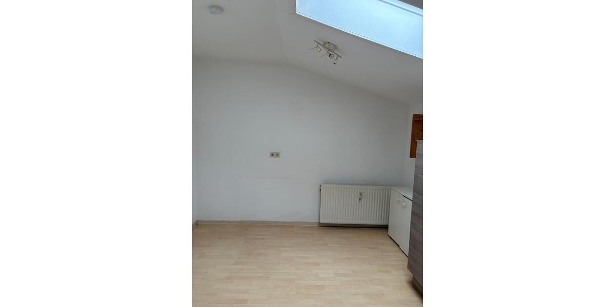 Dachgeschoßwohnung Bad Fallingbostel - 3 Zimmer, 72 m&sup2;, 600&euro; | Angebot:25310014
