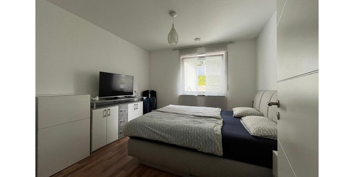 Erdgeschoßwohnung Hiddenhausen - 4 Zimmer, 100 m&sup2;, 329.000&euro; | Angebot:26431712