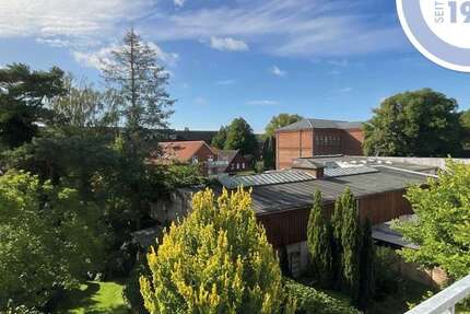 Wohnung zum Mieten in Neumünster 975 € 135 m² 3 zimmer