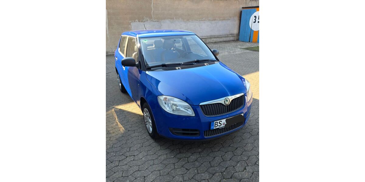 Skoda Fabia 93.000 km 2.399 &euro; Braunschweig 38104