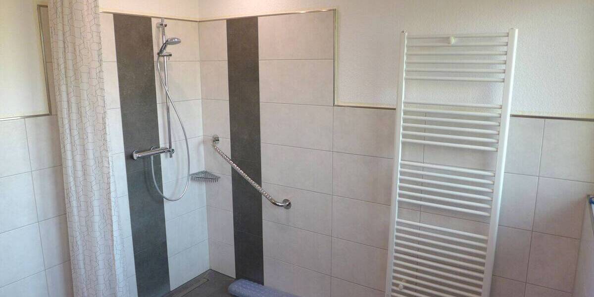 Einfamilienhaus Edewecht Portsloge - 8 Zimmer, 254 m&sup2;, 361.000&euro; | Angebot:26188273