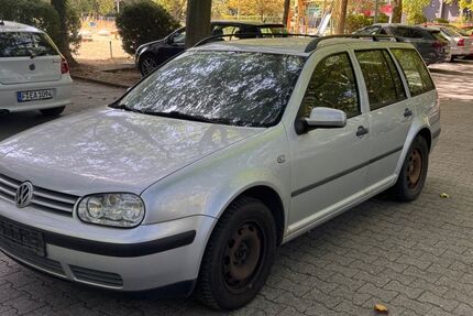 VW Golf 140.000 km 999 &euro; Frankfurt 60529