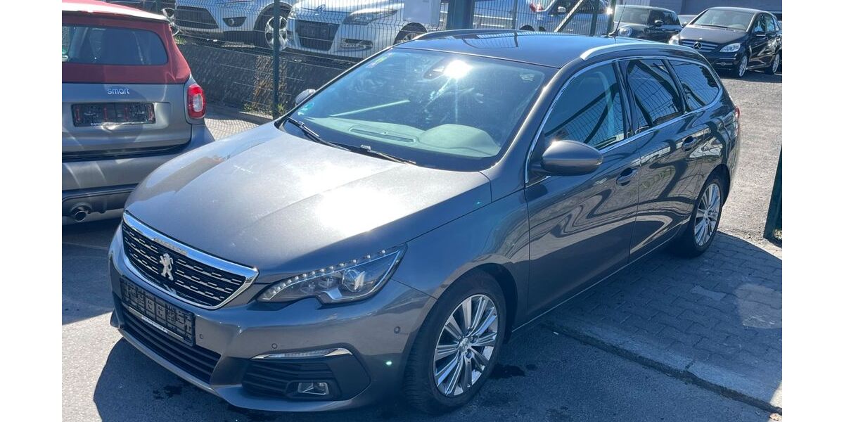 Peugeot 308 200.000 km 7.800 &euro; Berlin 13597