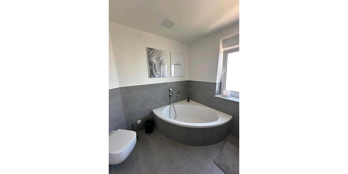 Dachgeschoßwohnung Konz - 2 Zimmer, 80 m&sup2;, 1.100&euro; | Angebot:26688023
