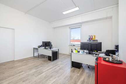 Büro in Neusäß 856,96 € 108.53 m²
