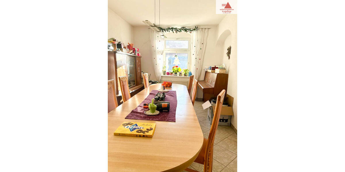 Reihenmittelhaus Schlettau - 6 Zimmer, 150 m&sup2;, 125.000&euro; | Angebot:25744600