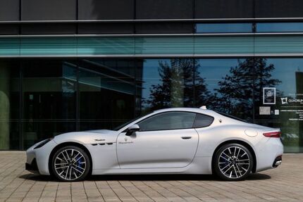 Maserati Granturismo 10.960 km 119.750 &euro; Bilthoven 