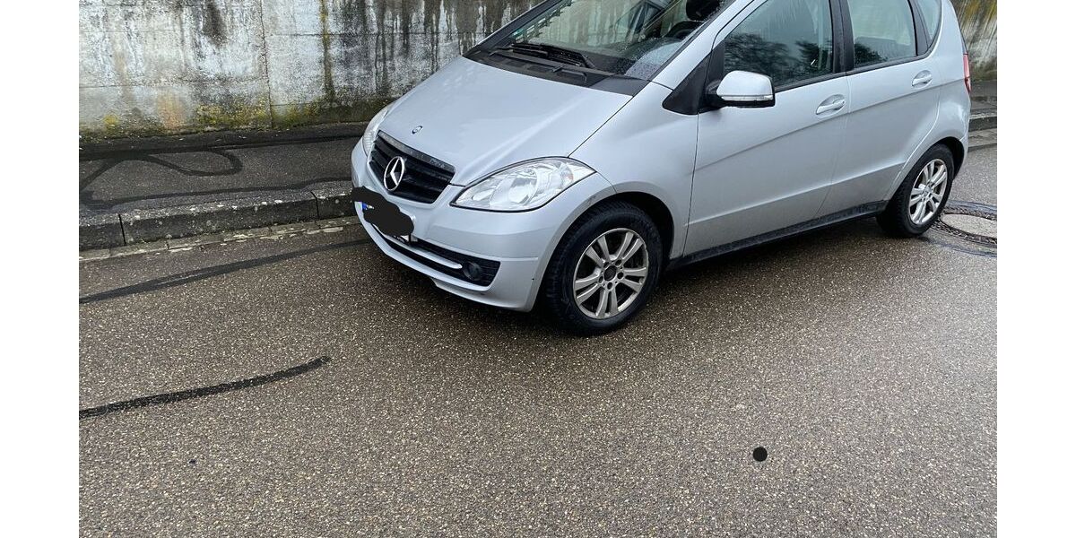 Mercedes-Benz A 180 143.135 km 4.999 &euro; Zöschingen 89447