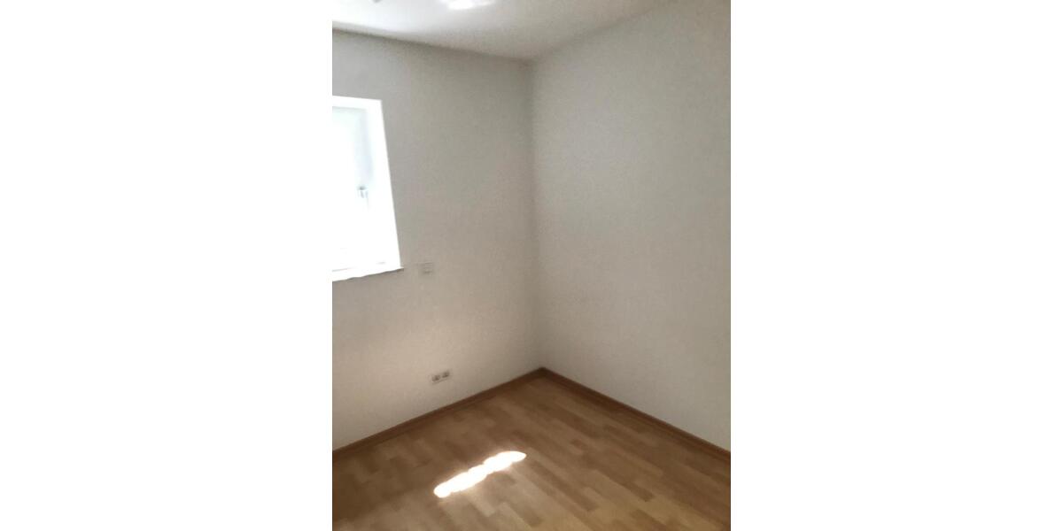 Etagenwohnung Leutenbach - 2 Zimmer, 38 m&sup2;, 820&euro; | Angebot:25105276