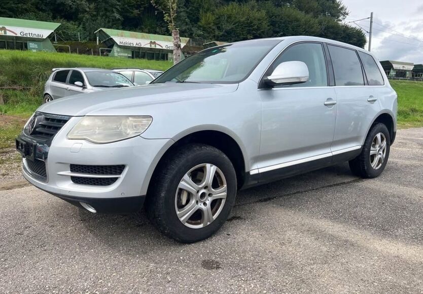 VW Touareg 198.571 km 4.999 € Darmstadt 64293