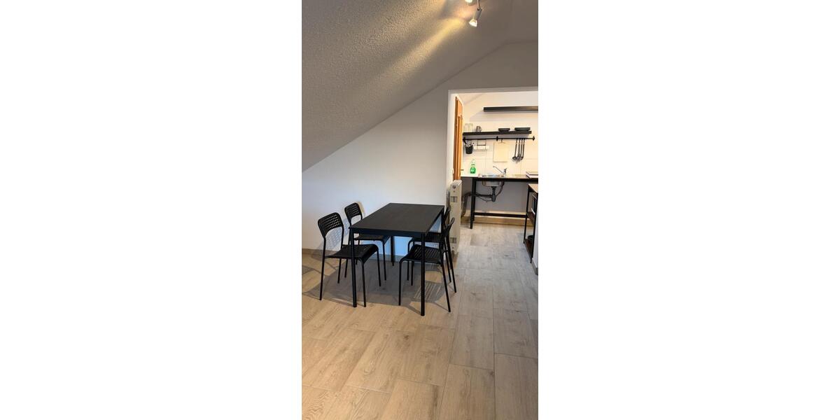 Dachgeschoßwohnung Vaterstetten Parsdorf - 2 Zimmer, 40 m&sup2;, 1.000&euro; | Angebot:25181690