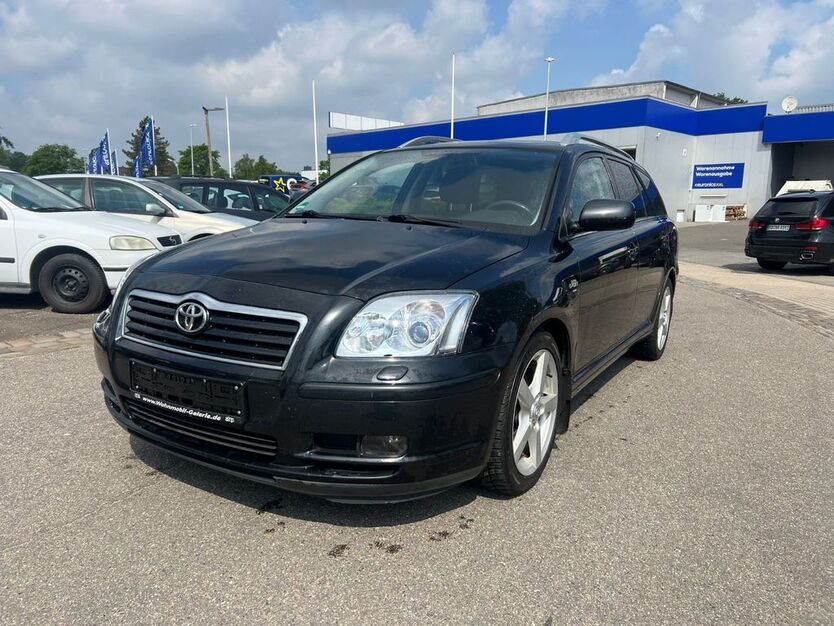 Toyota Avensis 293.000 km 2.980 € Rendsburg 24768