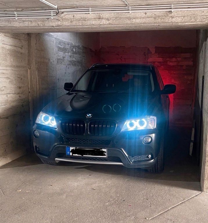 BMW X3 182.451 km 11.999 € Berlin 14195