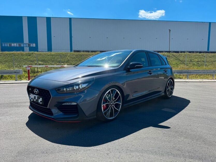 i30