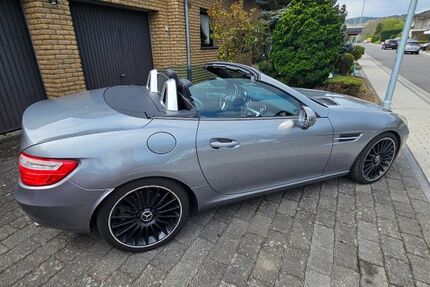 Mercedes SLC 250
