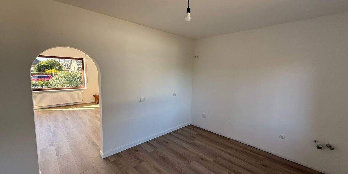 Einfamilienhaus Weyhe Leeste - 4 Zimmer, 140 m&sup2;, 1.400&euro; | Angebot:26291377