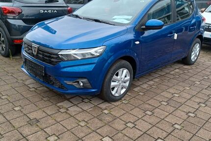 Dacia Sandero 15.700 km 13.000 &euro; Grammetal 99428