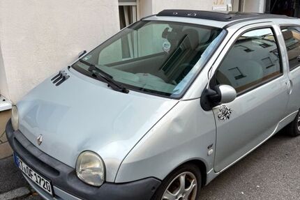 Renault Twingo 120.015 km 2.190 &euro; Bad Urach 72574
