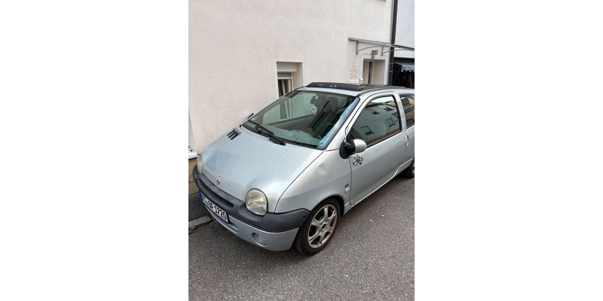 Renault Twingo 120.015 km 2.490 &euro; Bad Urach 72574