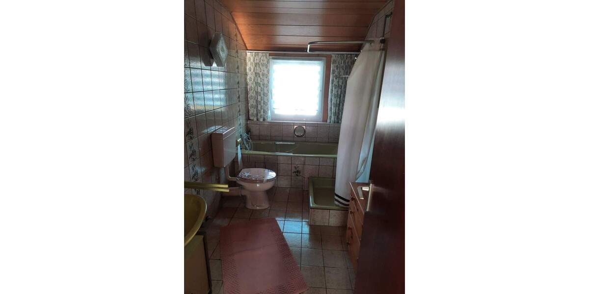 Mehrfamilienhaus, Wohnhaus Michelau i.Steigerwald Michelau - 6 Zimmer, 211 m&sup2;, 370.000&euro; | Angebot:25733230