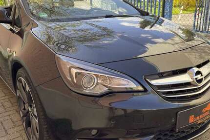 Opel Cascada 156.000 km 8.990 &euro; Berlin 12107