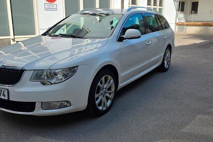 Skoda Superb 304.000 km 4.450 &euro; Amberg 92224