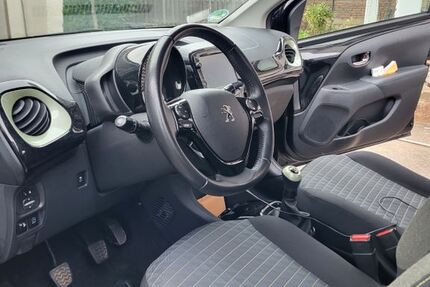 Peugeot 108 56.000 km 9.100 &euro; Niederkassel 53859