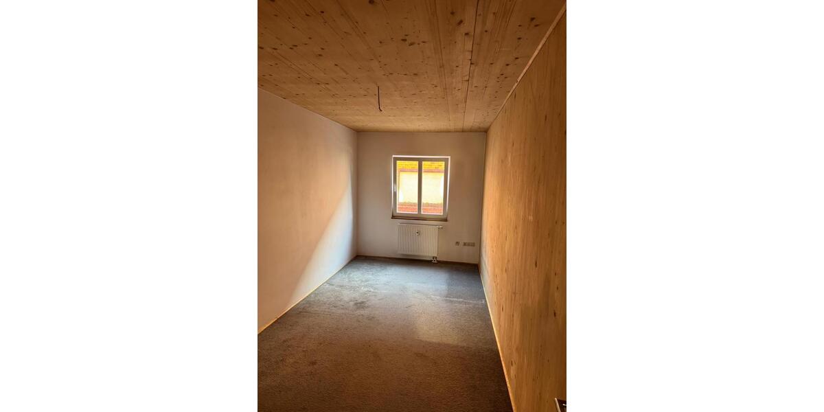 Terrassenwohnung Schleiz - 3 Zimmer, 83 m&sup2;, 462&euro; | Angebot:26262175