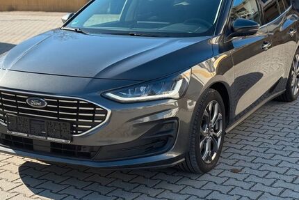 Ford Focus 107.000 km 13.800 &euro; Chemnitz 09116