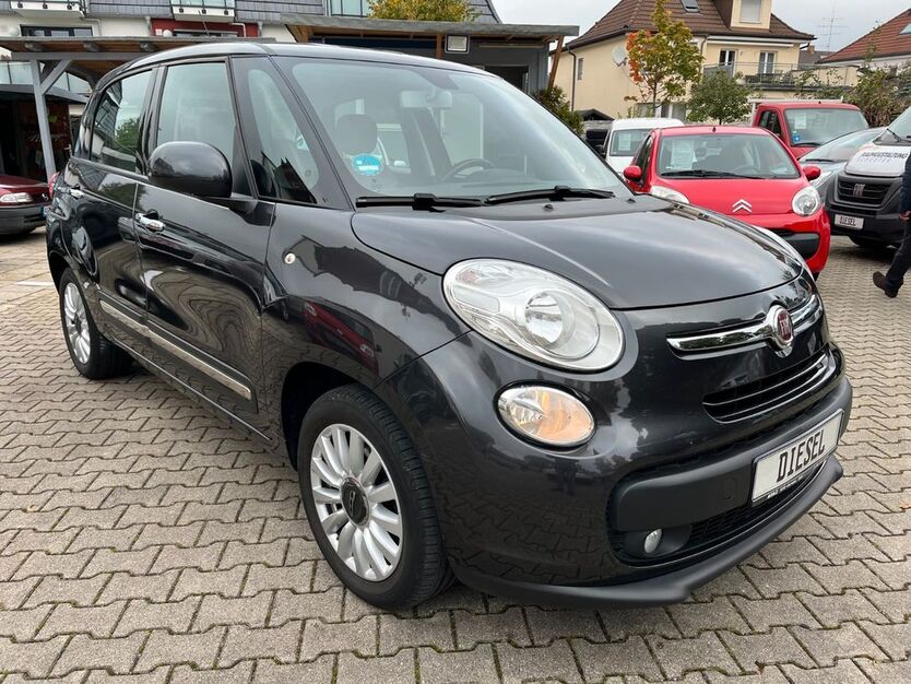 Fiat 500L 69.000 km 9.490 € München 81825