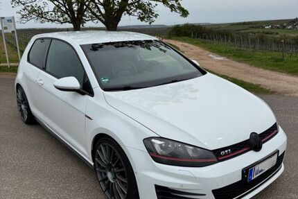 VW Golf 180.000 km 11.990 &euro; Rümmelsheim 55452