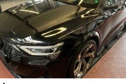 Audi e-tron 45.335 km 42.360 &euro; Binzen 79589