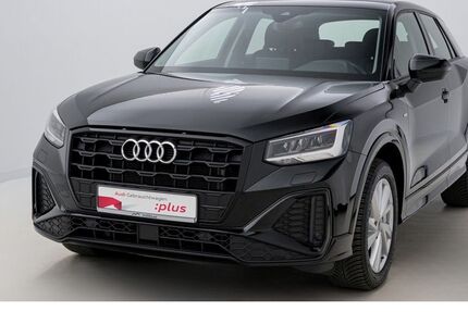 Audi Q2 40.882 km 24.489 &euro; Berlin 13088