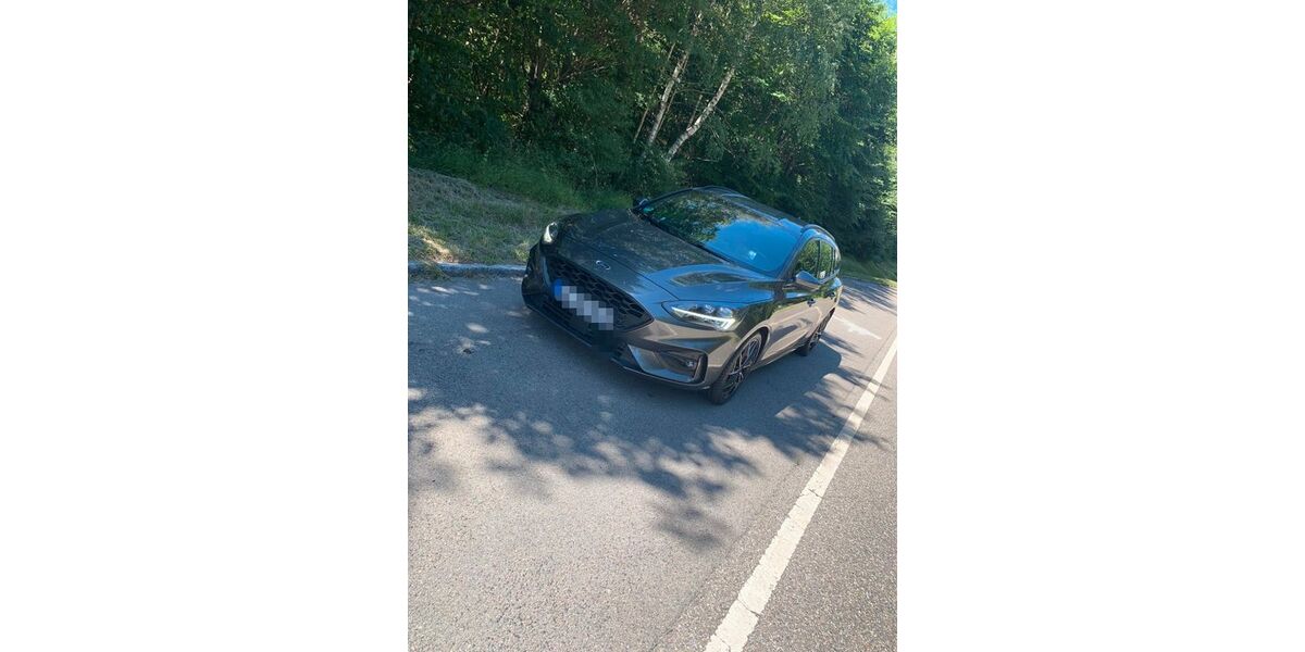 Ford Focus 83.000 km 16.599 &euro; Bietigheim 74321